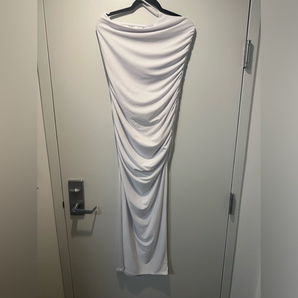 White stretch Dress, gorgeous One shoulder gown - Picture 6 of 6